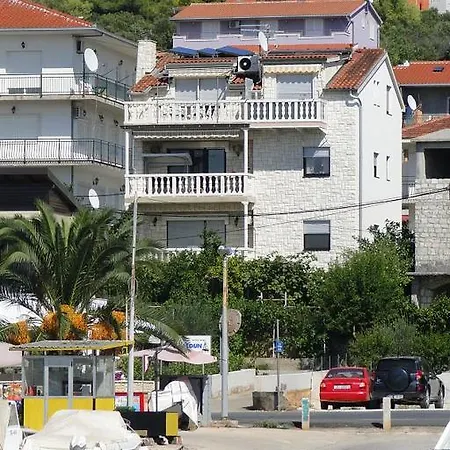 Studio 11374b Okrug Gornji