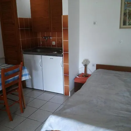 Studio 11374b Okrug Gornji